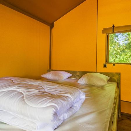 Camping Saint Michel Courtils Ngoại thất bức ảnh