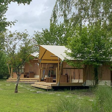 Camping Saint Michel Courtils Ngoại thất bức ảnh