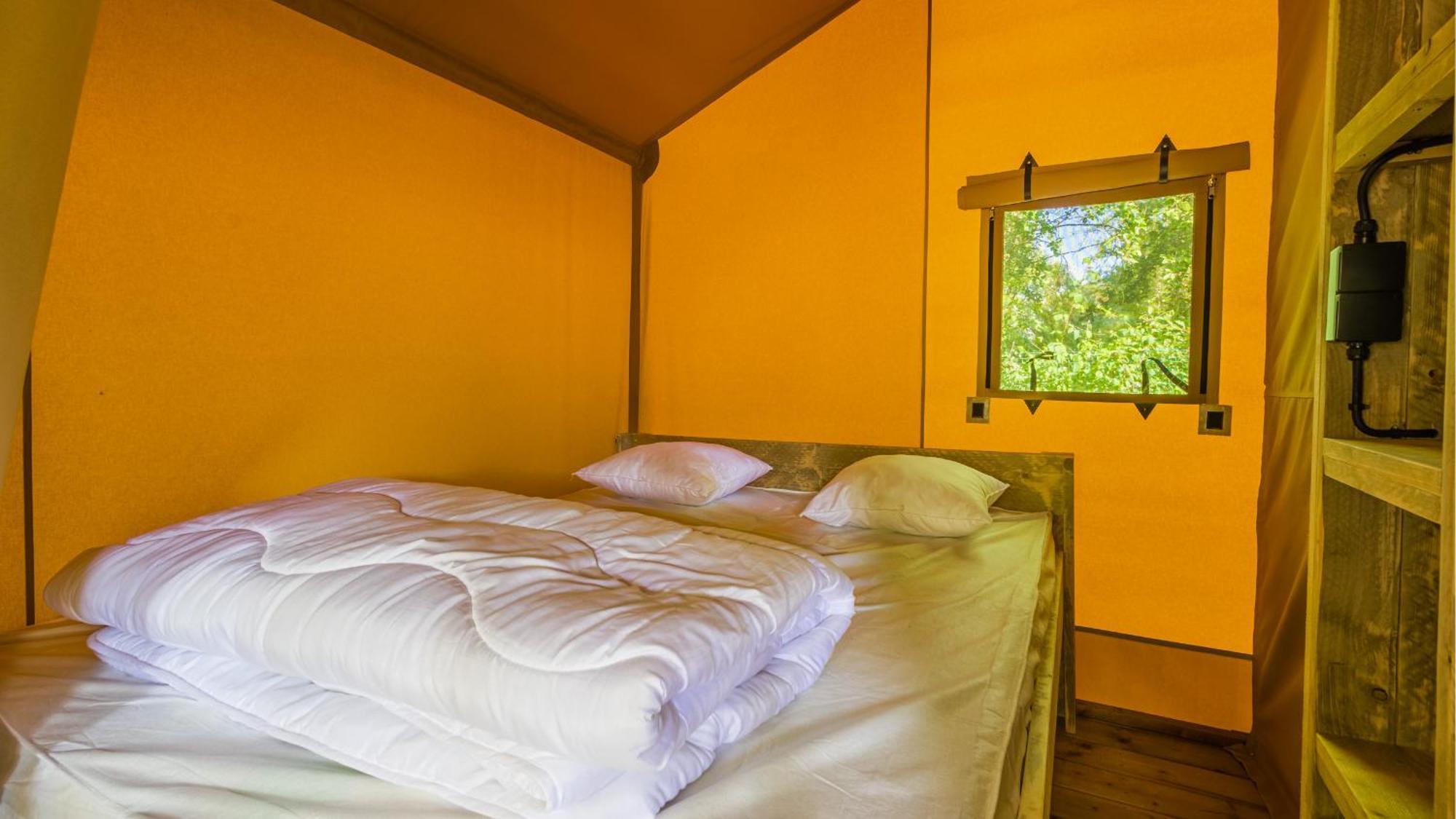 Camping Saint Michel Courtils Ngoại thất bức ảnh