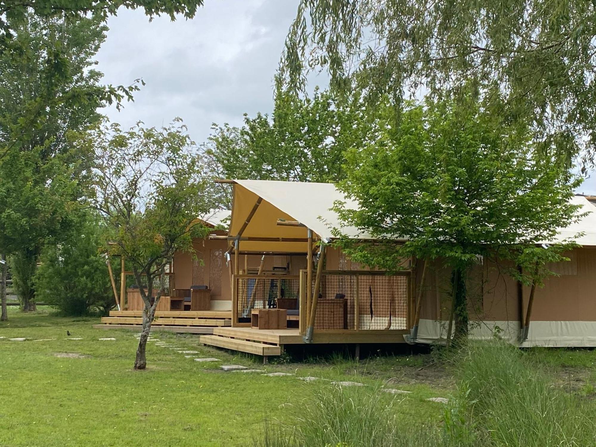 Camping Saint Michel Courtils Ngoại thất bức ảnh